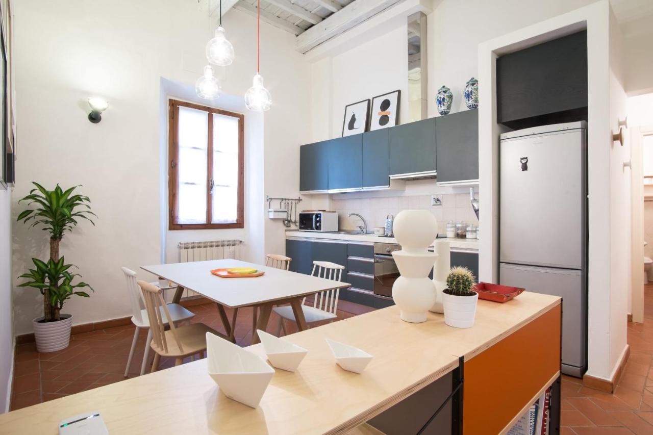 Design Apartment In Флоренция Экстерьер фото
